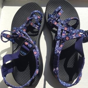 BRAND NEW CHACOS! MUST GO!